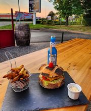 S-TACOS C-BURGER image 3