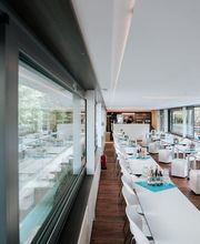 Solarwaterworld Hafen: Schiffsrundfahrten und Sightseeing Touren in Berlin mit Solar-Katamaran Bild 14