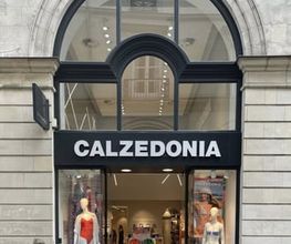 Calzedonia image 1