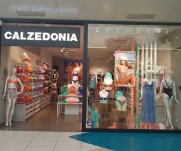 Calzedonia image 1