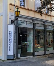 Brillen-Bott GmbH Bild 3