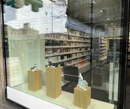 fenster-amavita-apotheke-bahnhofstrasse-zürich