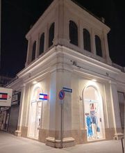 Tommy Hilfiger immagine 1