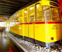 BOWLING-BAHN Bild 15