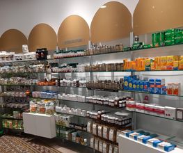 Centrale Küng SA - Farmacia Lugano Bild 7