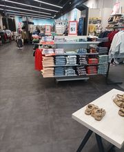 Tape à l'oeil -  Aubagne image 5