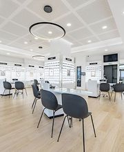 Opticien ÉCULLY Optical Center image 4
