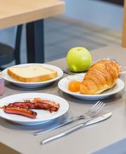 B&B HOTEL Angers 1 Beaucouzé image 2