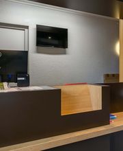 B&B HOTEL Strasbourg Nord Artisans image 9