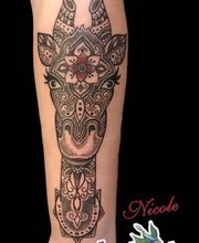 Bunte Leute Tattoo & Piercing Bild 2