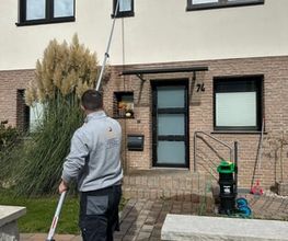 Loni Gebäudereinigung u. Service Bild 14