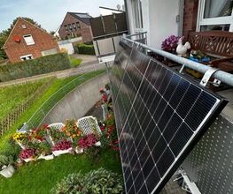Sonne.nrw l Montage von Photovoltaikanlagen Balkonkraftwerken Bild 3