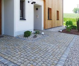 gepflasterter-eingang-slider-1024x640.jpg