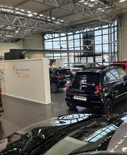 Renault Maintenon - Car Lovers image 1