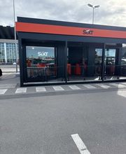 SIXT alquiler coche Barcelona Aeropuerto