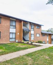 Oaks at Oxon Hill Apartments image 9