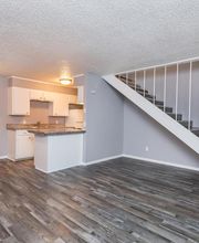 Wilshire Apartments image 16
