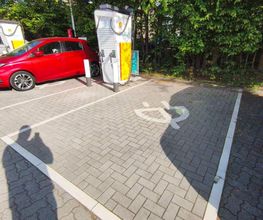 Shell Recharge Charging Station Bild 2
