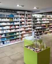 Grande Pharmacie Du Centre image 3