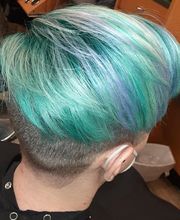 Fantastic Sams Cut & Color image 11
