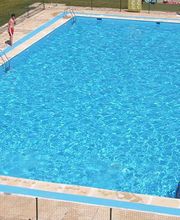 hotel-cuatro-calzadas-piscina1.jpg