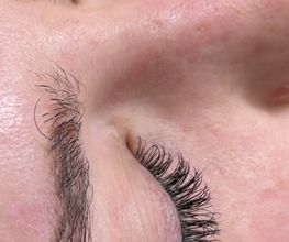 J'adeqa Nails Pedicure Lashes Bild 3