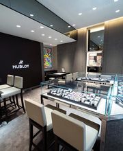 Hublot Paris Pierre Charron Boutique image 2