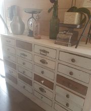 Claudon Thomas image 9