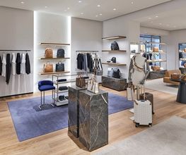 Michael Kors image 3