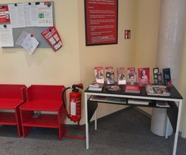 Ahlen-Mitte Wartebereich im Flur