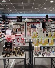 innenraum-amavita-apotheke-erlibacher-märt