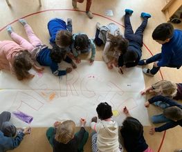 École Bilingue Eveil Montessori 3 à 6 ans Bild 5