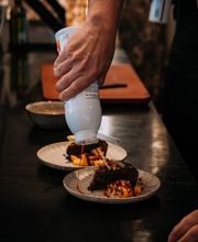 Cue Café Restaurant & Lounge Bar Bild 9