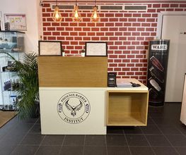 Le Phoenix Barber Institut image 3