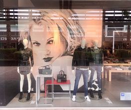 GUESS imagen 2