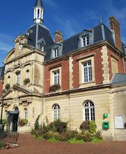 Mairie - Cabourg image 1