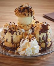 Profiteroles
