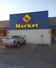 Lowe's Market image 1