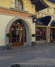 Tommy Hilfiger Outlet immagine 2