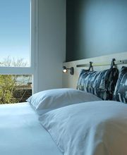 Ibis Styles Bordeaux Lac Bruges image 1