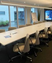 Besprechungsraum - AXA Versicherung Hoppe & Waskewitz oHG- Kfz Versicherung in Rostock