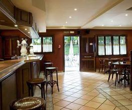 txakoli-simon-cafeteria-05.jpg