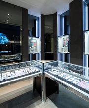 Hublot Paris Le Bon Marché Boutique image 3
