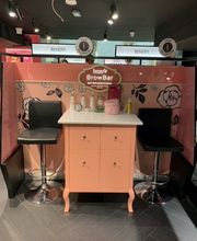 Brow Bar Benefit Cosmetics immagine 13