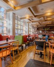 B&B HOTEL Lille Roubaix Centre Grand-Place image 12