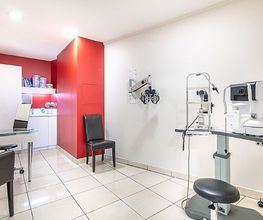 Opticien MEYLAN Optical Center image 1
