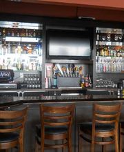 Amici Italian Eatery image 5