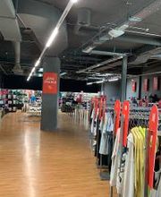 MANOR Outlet Kreuzlingen Bild 4