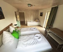 Familienzimmer-103.jpg