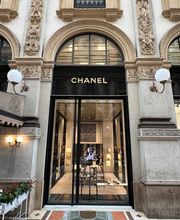 CHANEL Shoes immagine 1